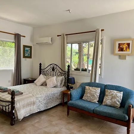 Detached Cozy * Paralimni