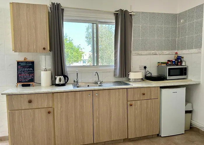 Detached Cozy باراليمني